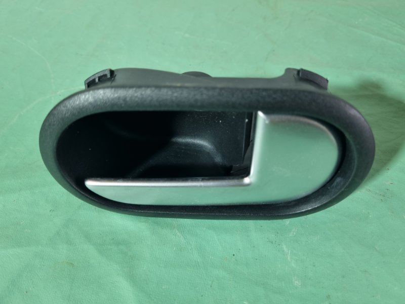 Ручка двери внутренняя Ford Fiesta 2007 хэтчбек 5 дв.