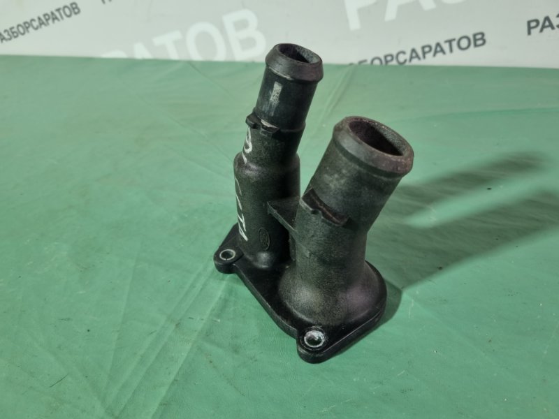 Фланец охлаждения Ford Fiesta 2007 хэтчбек 5 дв.