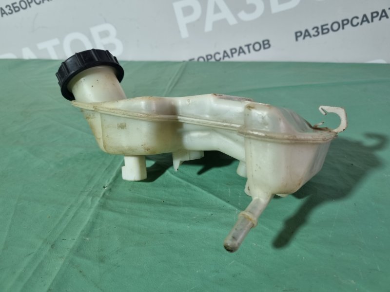 Бачок главного тормозного цилиндра Ford Fiesta 2007 хэтчбек 5 дв.