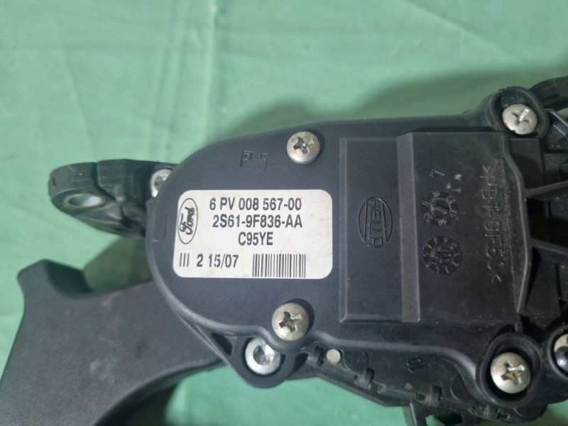 Педаль газа Ford Fiesta 2007 хэтчбек 5 дв.