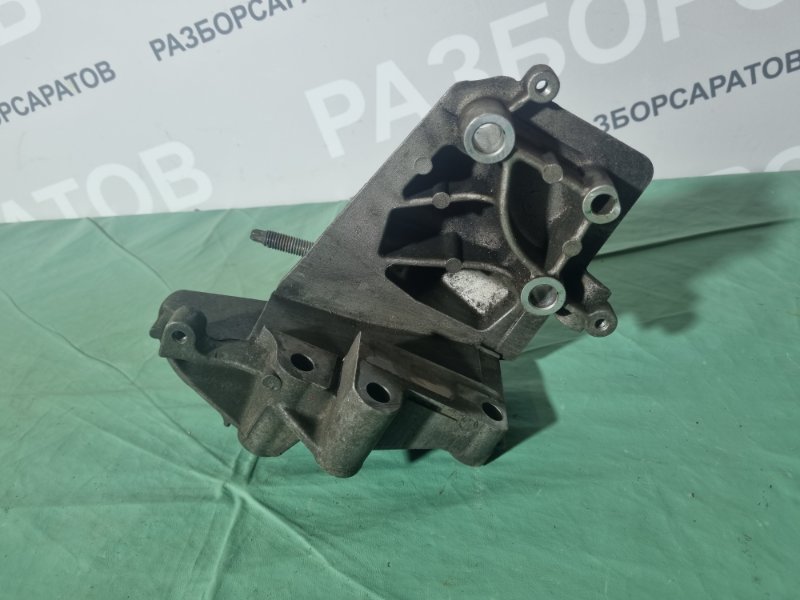 Кронштейн двигателя Ford Fiesta 2007 хэтчбек 5 дв.