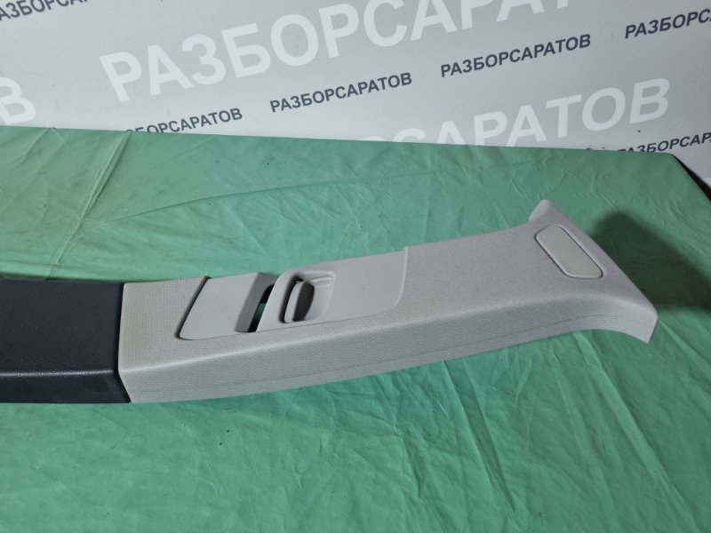 Накладка средних стоек Opel Astra H 2008 хэтчбек 5дв.