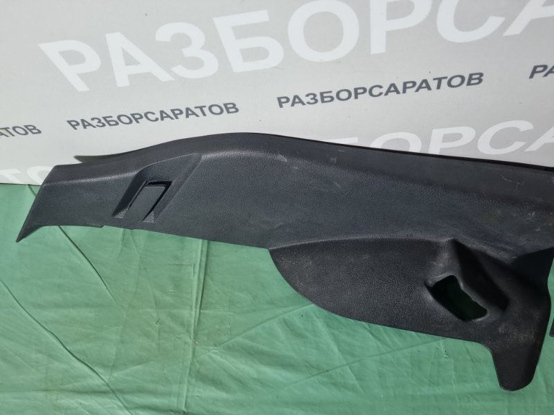 Накладка порога внутренняя Opel Astra H 2008 хэтчбек 5дв.