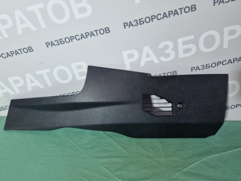 Накладка торпедо Ford Mondeo III 2005 седан