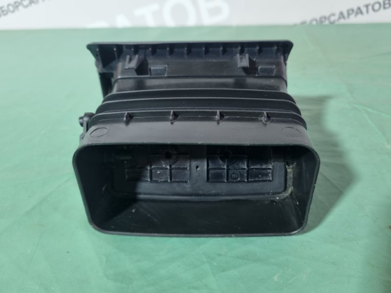 Дефлектор воздушный торпедо Ford Mondeo III 2005 седан