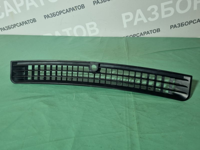 Накладка торпедо Ford Mondeo III 2005 седан