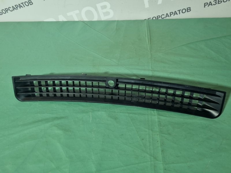 Накладка торпедо Ford Mondeo III 2005 седан
