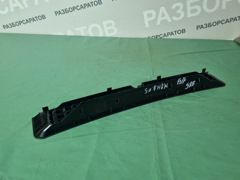 Накладка торпедо Ford Mondeo III 2005 седан