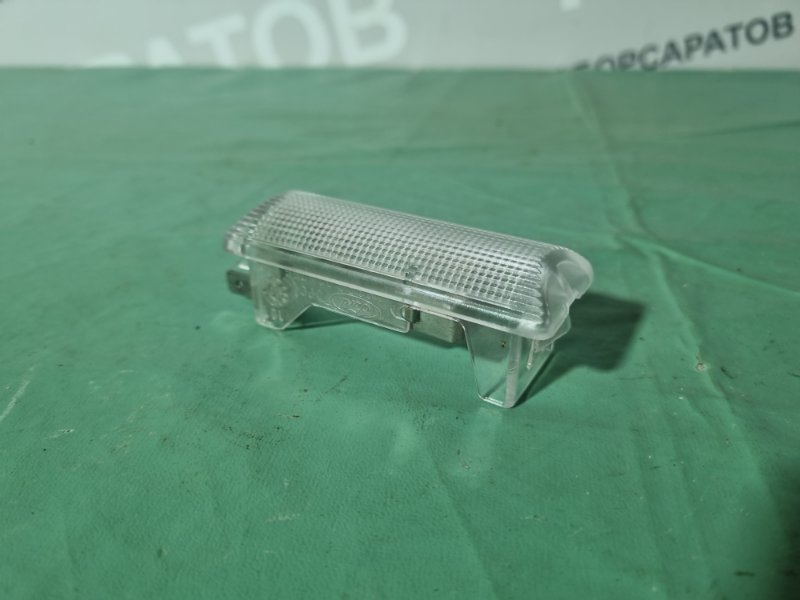 Фонарь подсветки багажника Ford Mondeo III 2005 седан