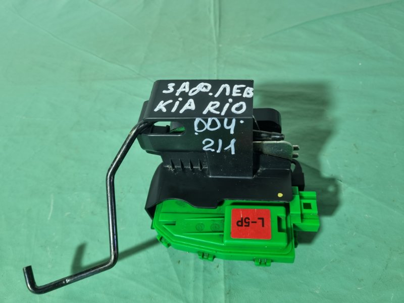 Замок двери KIA RIO 3 2013 седан