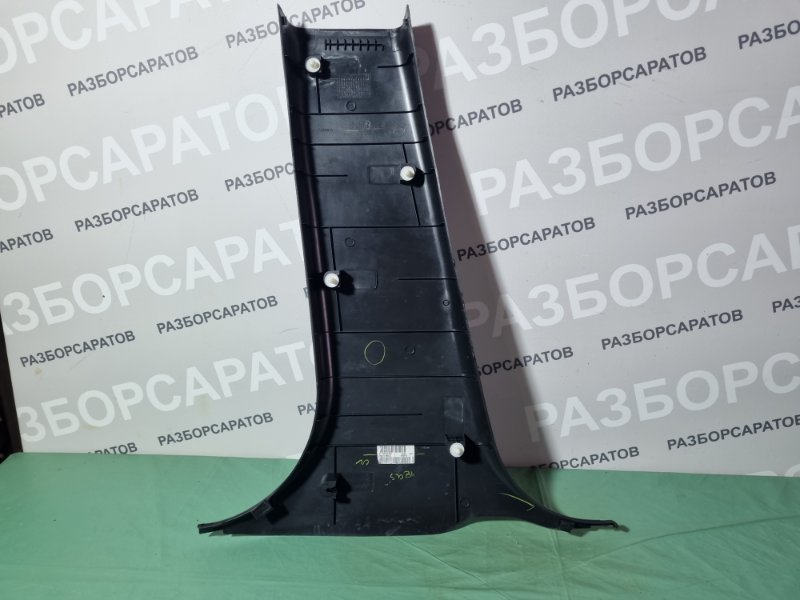 Обшивка стойки Nissan Tiida C11 2013