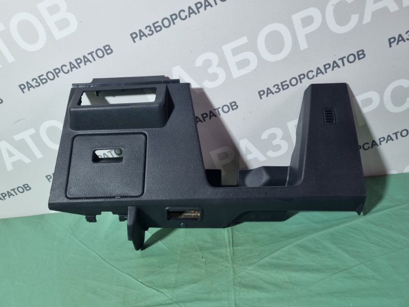 Накладка торпедо нижняя под рулевым колесом Nissan Tiida C11 2013