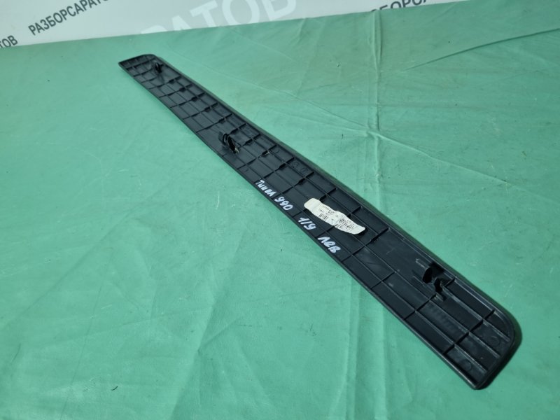 Накладка порога внутренняя Nissan Tiida C11 2013
