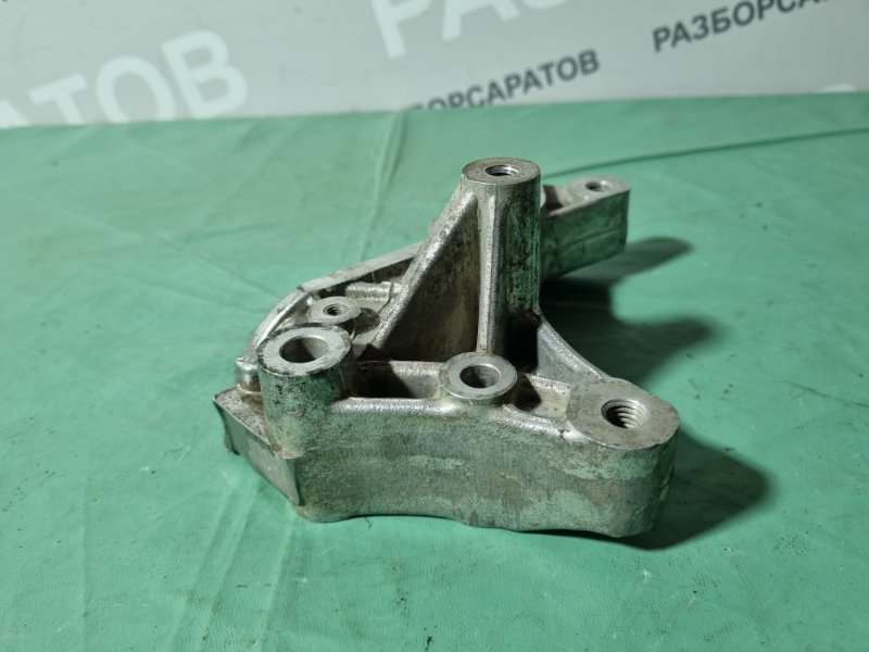 Кронштейн генератора Citroen C5 2002 хэтчбек