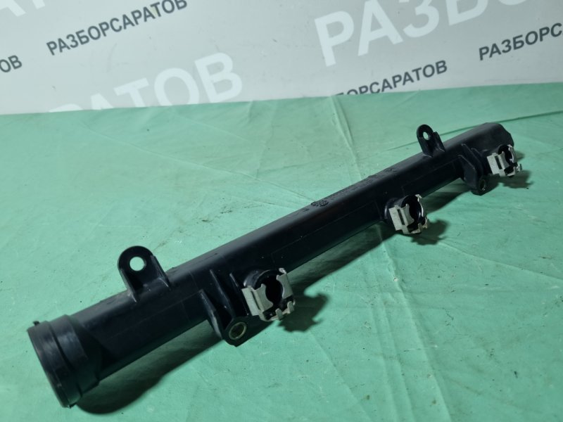 Рампа топливная Citroen C5 2002 хэтчбек