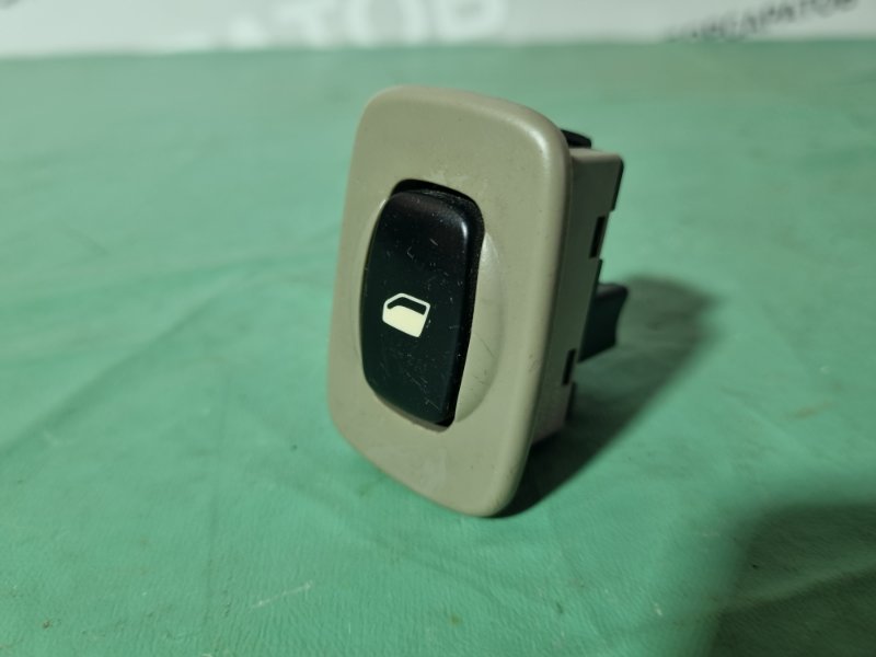 Кнопка стеклоподъемника Citroen C5 2002 хэтчбек