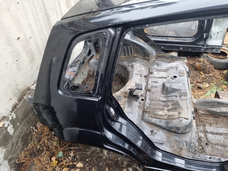 Четверть Ford Fiesta 2007 хэтчбек 5 дв.