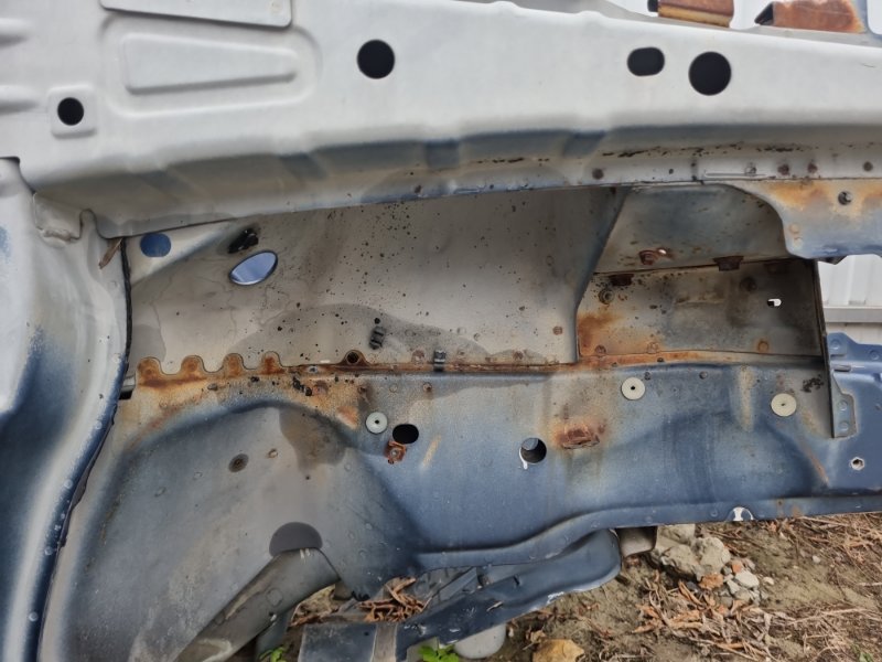 Четверть Ford Fiesta 2007 хэтчбек 5 дв.