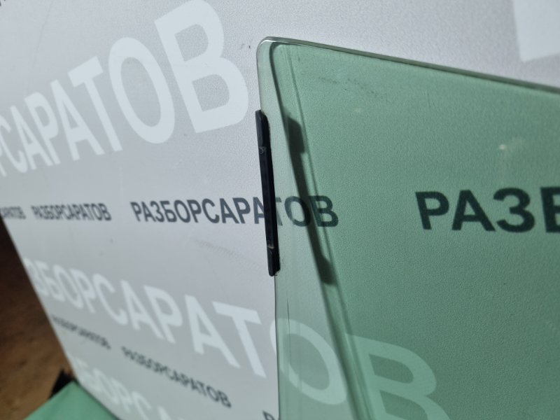 Стекло двери Skoda Fabia 2 2012