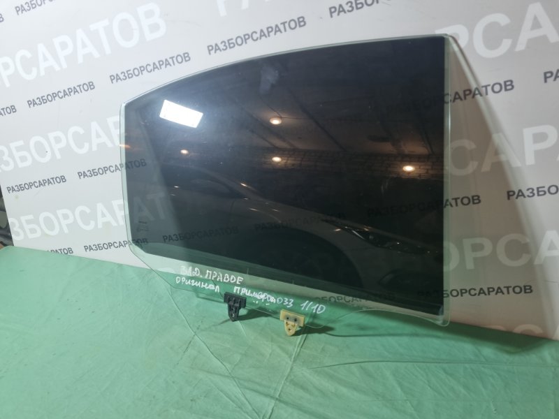 Стекло двери Nissan Primera P12 2004 седан