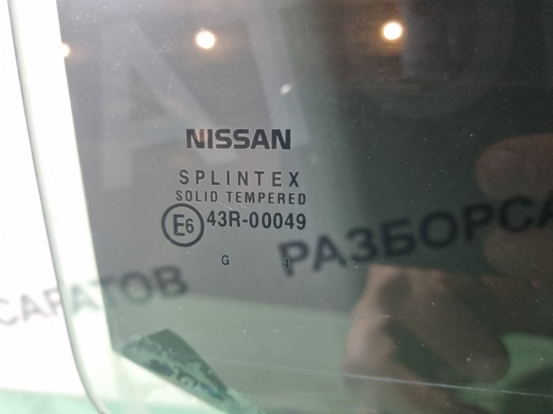Стекло двери Nissan Primera P12 2004 седан