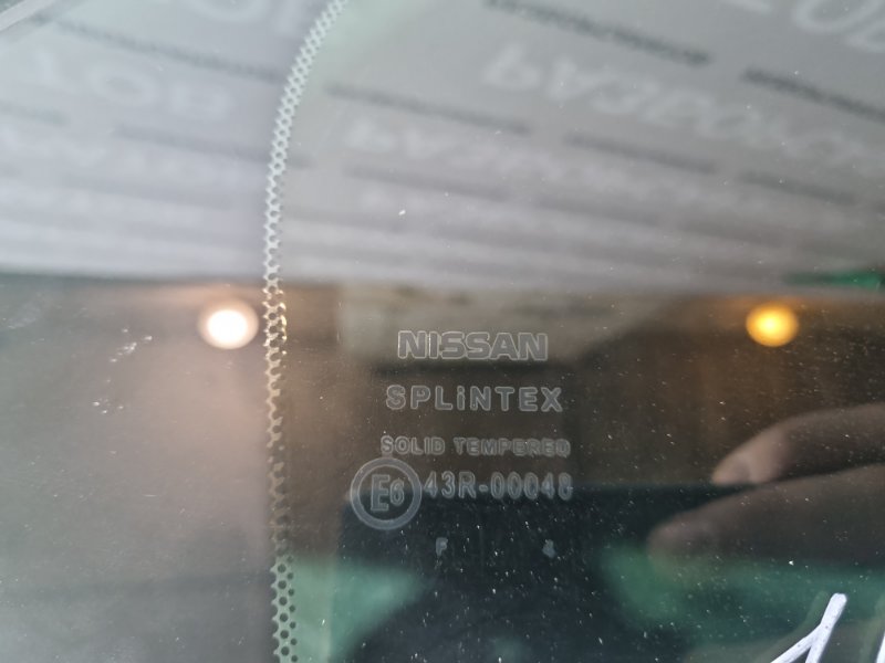 Стекло боковое (форточка) Nissan Primera P12 2004 седан