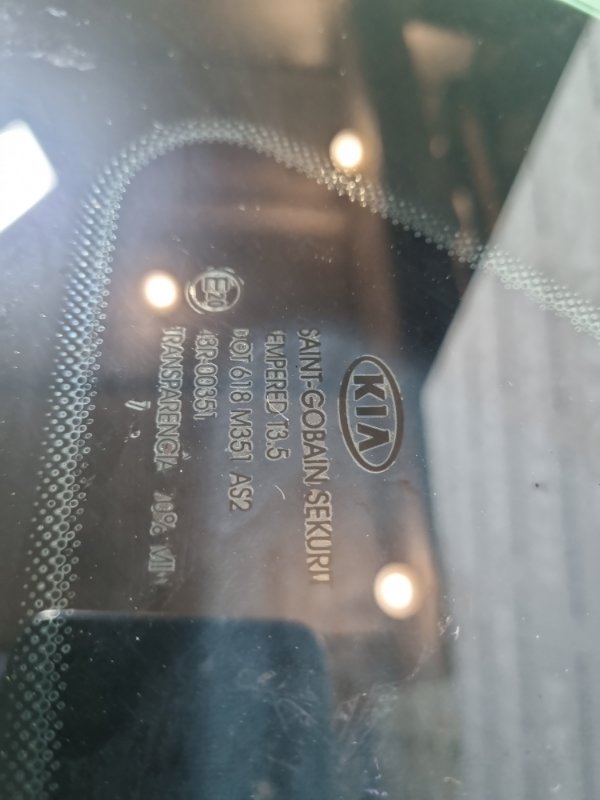 Стекло боковое глухое (форточка) KIA Ceed 2009 универсал