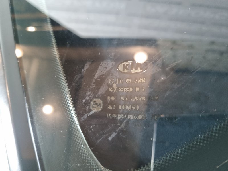 Стекло боковое глухое (форточка) KIA Ceed 2009 универсал