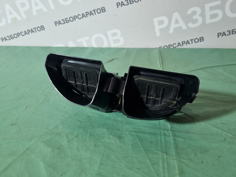 Дефлектор воздушный центральный Citroen C5 2002 хэтчбек