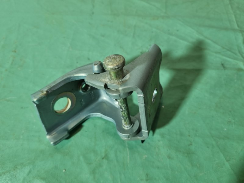 Петля двери Citroen C5 2002 хэтчбек