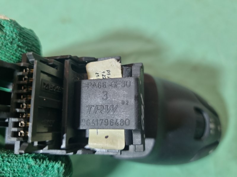 Переключатель магнитолы подрулевой Citroen C5 2002 хэтчбек