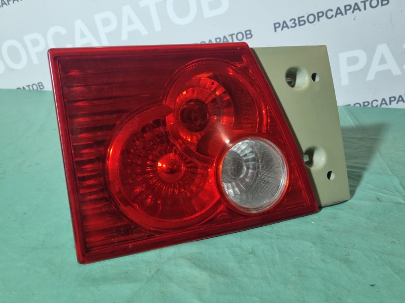Фонарь в крышку багажника Chery Amulet 2007 седан