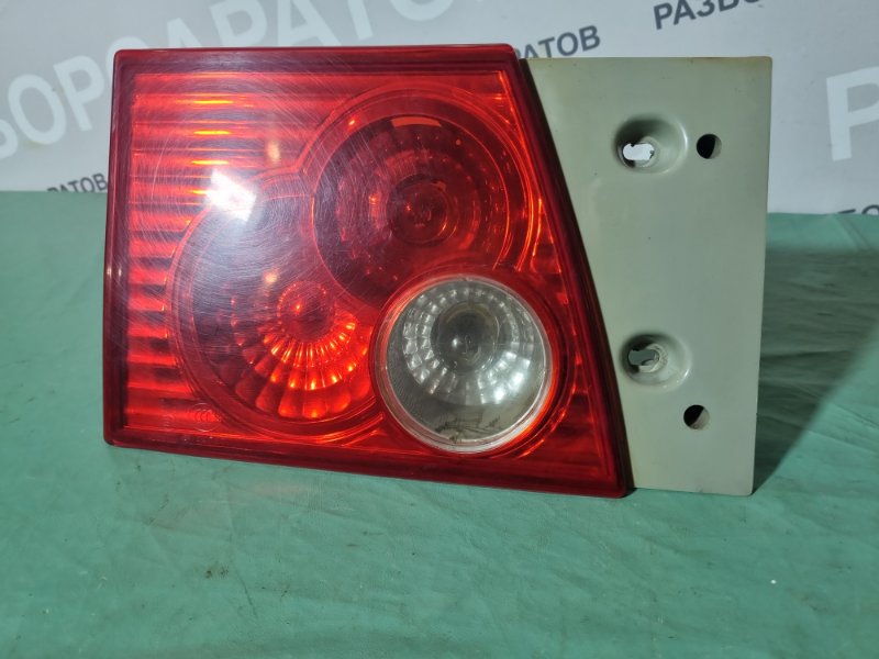 Фонарь в крышку багажника Chery Amulet 2007 седан