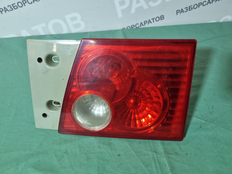 Фонарь в крышку багажника Chery Amulet 2007 седан