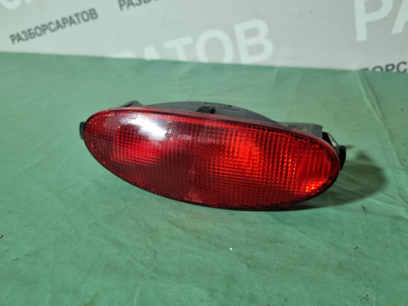Фонарь противотуманный Peugeot 206 2004 хэтчбек