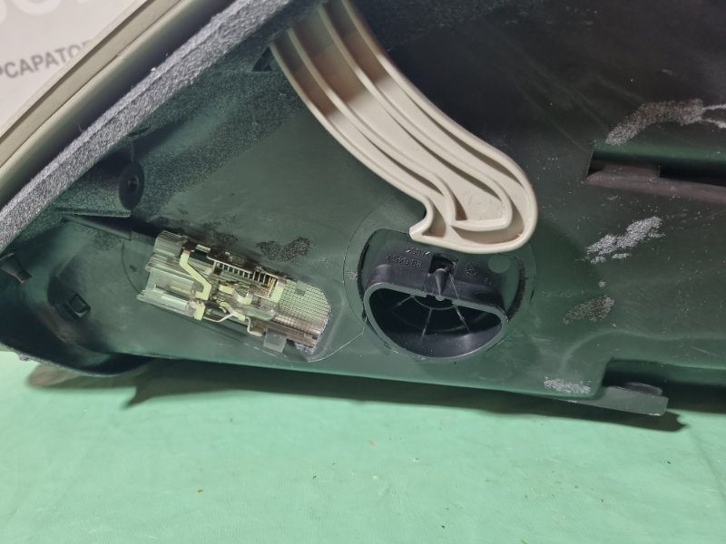 Бардачок Citroen C5 2002 хэтчбек