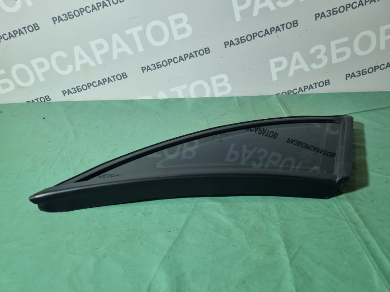 Стекло боковое глухое левое (форточка) Citroen C5 2002 хэтчбек