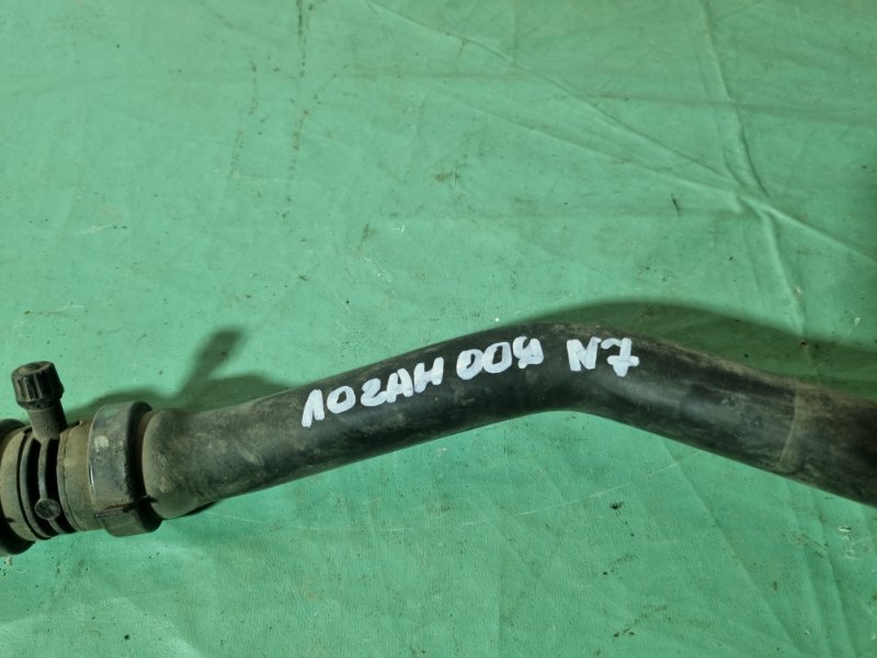 Патрубок Renault Logan 2007