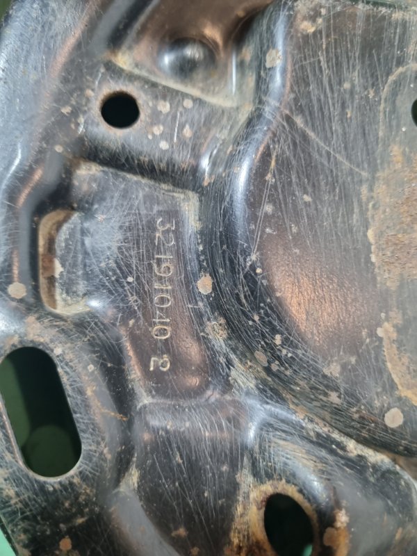 Щит опорный Peugeot 206 2004 хэтчбек