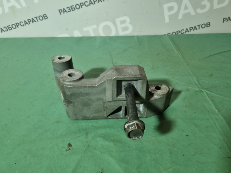 Кронштейн опоры двигателя Nissan Tiida C11 2013