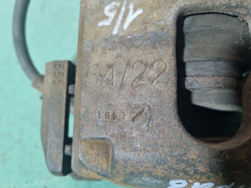 Суппорт тормозной Ford Fiesta 2007 хэтчбек 5 дв.
