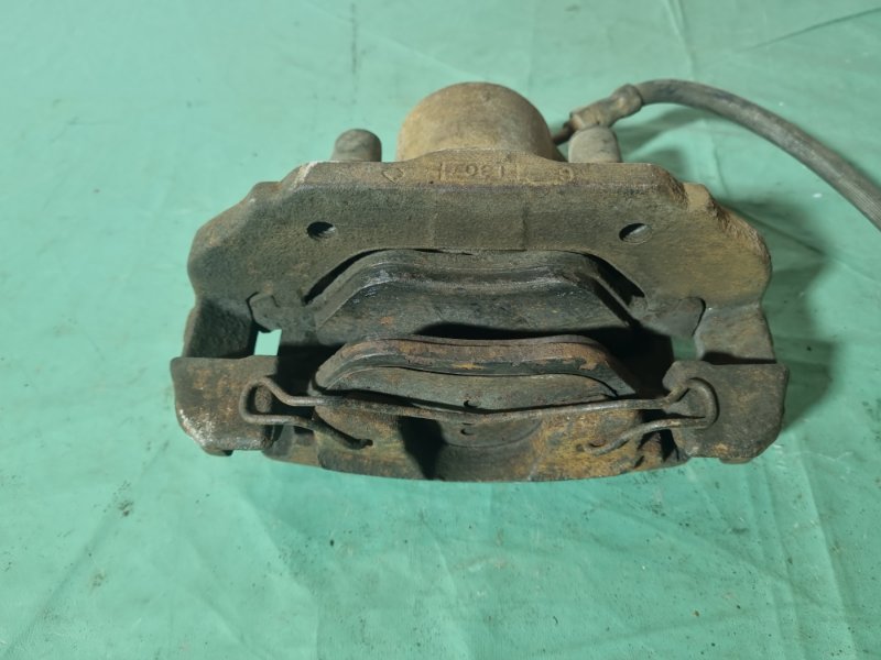Суппорт тормозной Ford Fiesta 2007 хэтчбек 5 дв.