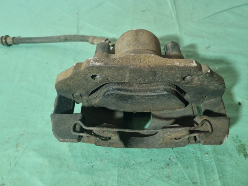 Суппорт тормозной Ford Fiesta 2007 хэтчбек 5 дв.