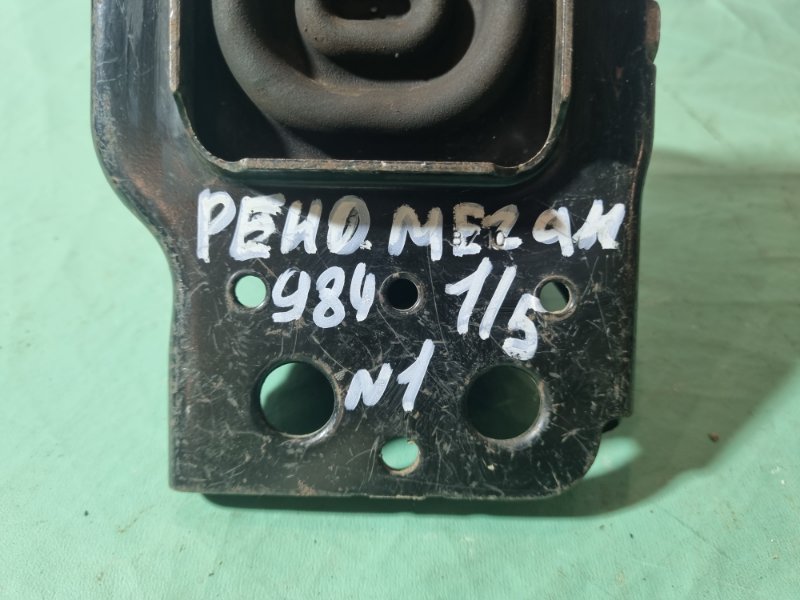 Опора двигателя Renault Megane II 2008