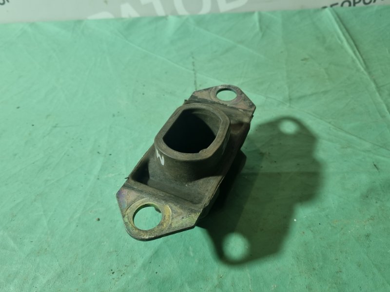 Опора КПП Renault Megane II 2008