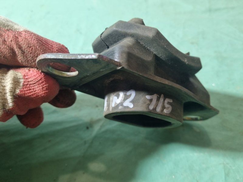 Опора КПП Renault Megane II 2008