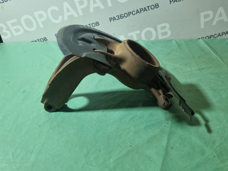 Кулак поворотный Renault Megane II 2008
