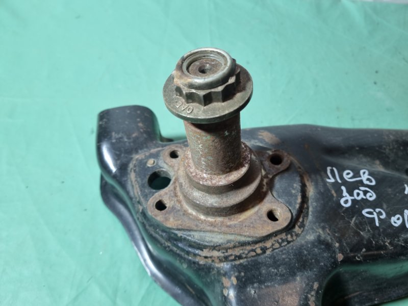 Рычаг подвески Chery Fora 2007