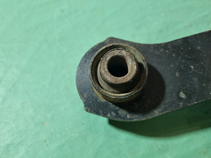 Рычаг подвески Chery Fora 2007