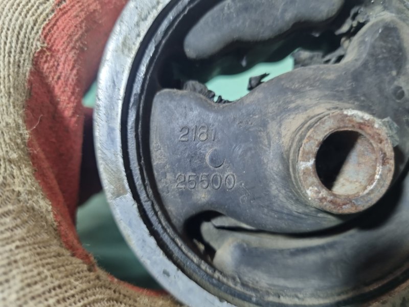 Опора двигателя Hyundai Accent 2008 седан